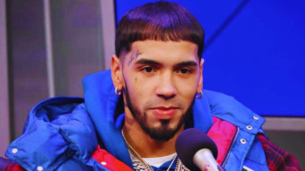 Anuel AA Height